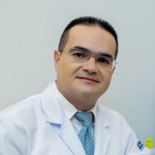 Dr. Manoel Augusto de Almeida Neto