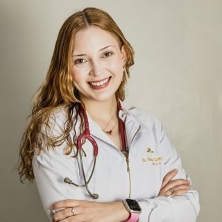 Dra. Melissa Adamcy Alves de Farias