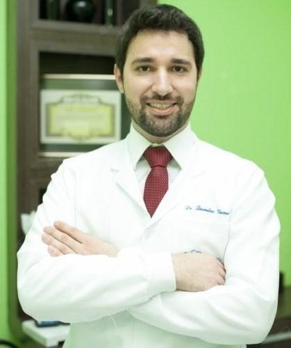 Dr. Leandro Vieira