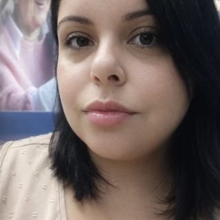 Dra. Camila Soares