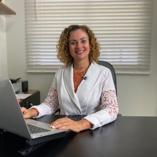 Dra. Iara Chaves