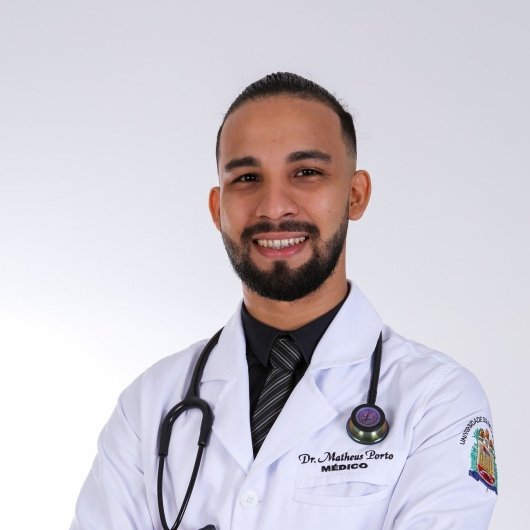 Dr. Matheus Porto