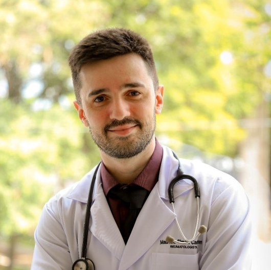 Dr. Maurício Simoni Candaten