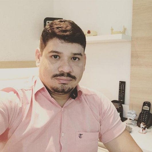 Dr. Roberto Santos
