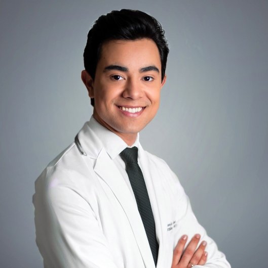 Dr. Ricardo Amaral