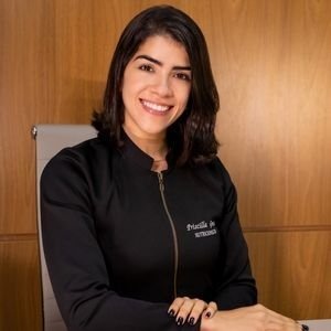 Dra. Priscilla Gomes
