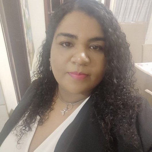 Dra. Yasmin Guedes