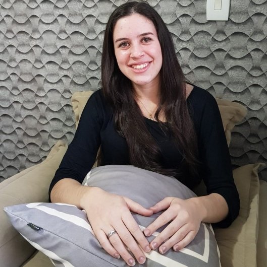 Naiara Fidelis da Silva