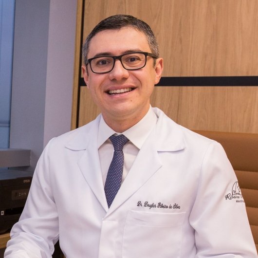 Dr. Douglas Ribeiro Da Silva