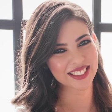 Dra. Nathália Figueiredo de Oliveira