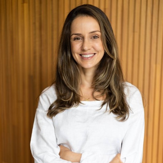 Dra. Luciana Barros Augé