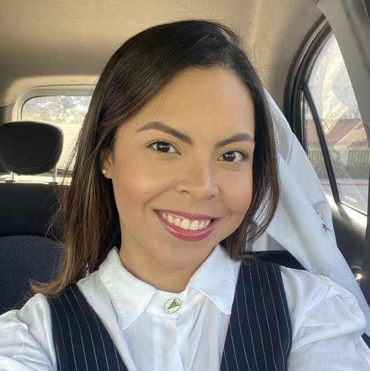 Dra. Ana Beatriz Medeiros