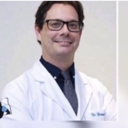 Dr. Breno Calgaro de Carvalho