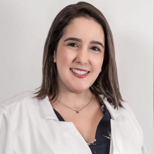 Dra. Daniele Sá Carneiro