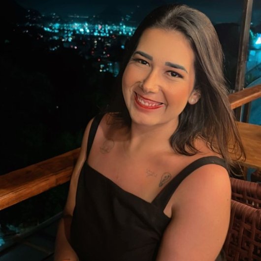 Dra. Camila Teixeira Guerra
