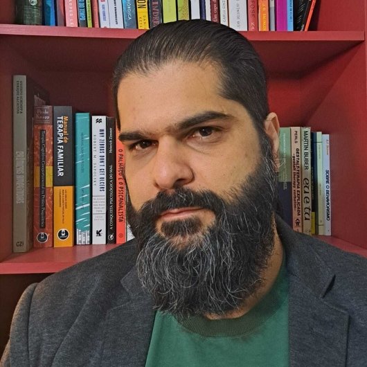 Dr. Roberto Fabiano Costa Junior