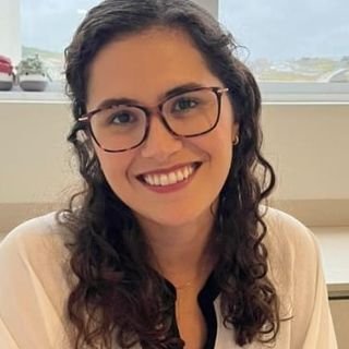 Dra. Paula Savério Penna