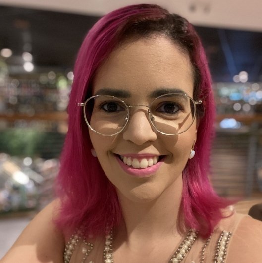 Dra. Mayra Vieira Maia