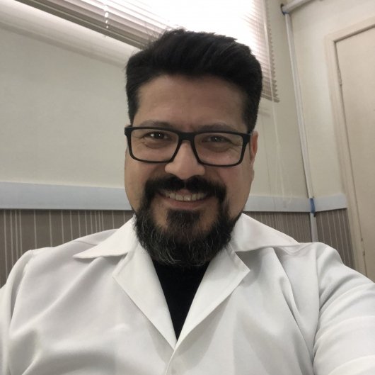 Dr. Alessandro yoshizato