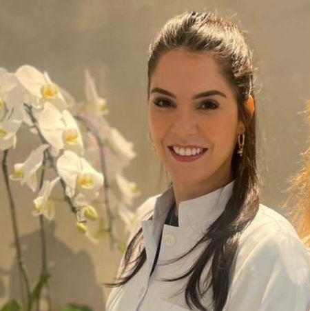 Dra. Quéren Hapuque Costa de Sales