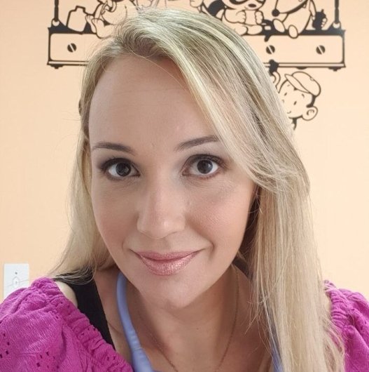Dra. Janaína Cappio Diwonko
