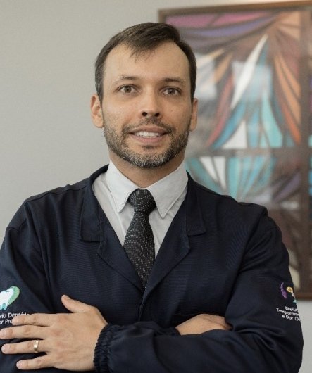 Dr. Ricardo Carvalho Silva