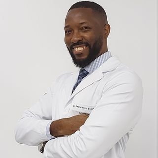 Dr. Pedro Mvovi Sozinho