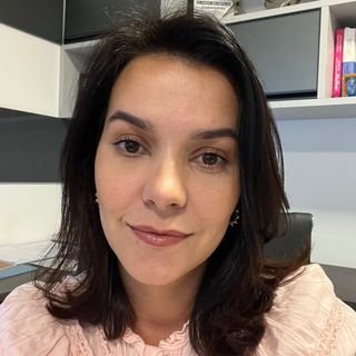 Dra. Larissa Dias Brito