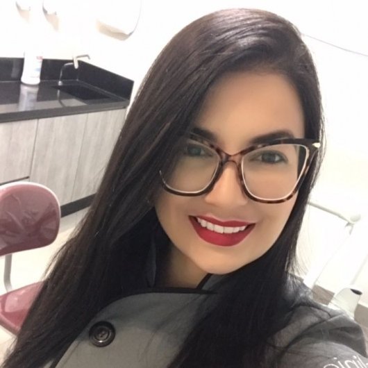 Dra. Fabiane Ribeiro