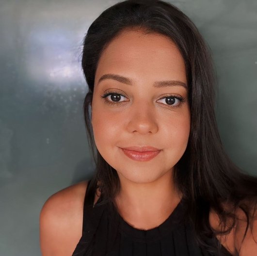 Dra. Valéria Souza