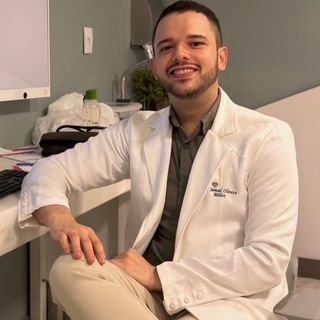 Dr. Samuel Oliveira Moura
