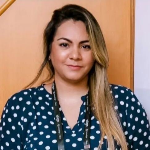 Dra. Érika Medeiros