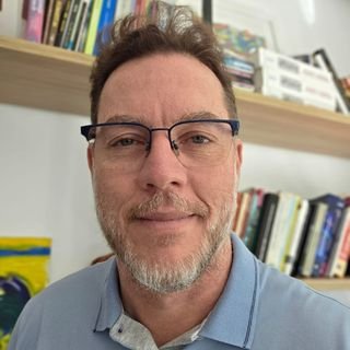 Dr. Julio Santa Rosa da Silveira