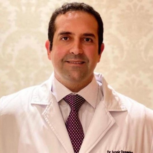 Dr. Ivonir Fagundes Alves Junior