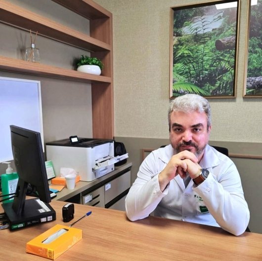 Dr. André Luiz Moraes Souza dos Santos