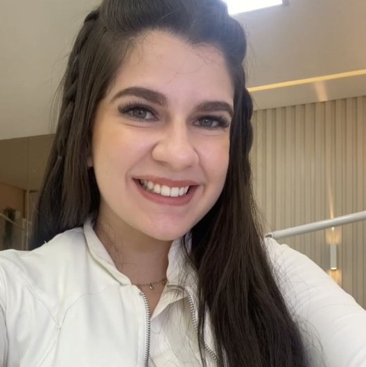 Thayná Silveira