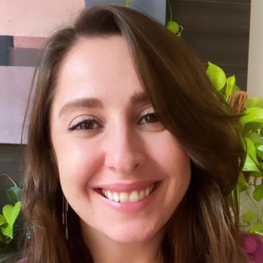Dra. Gabriela Queiroz Pinheiro