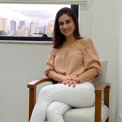 Dra. Carolina Blois
