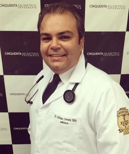 Dr. Adriano Ferreira Melo