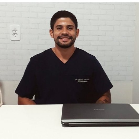 Dr. Michel Andrade
