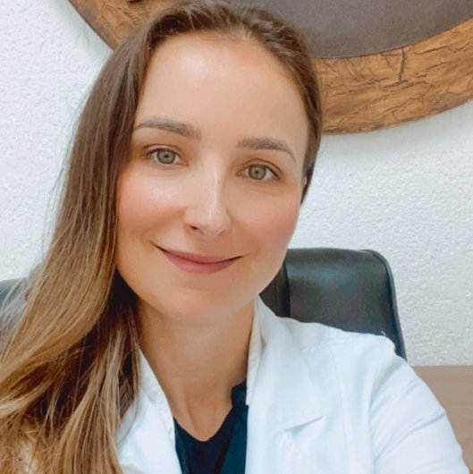Dra. Tatiana Garcia Lopes