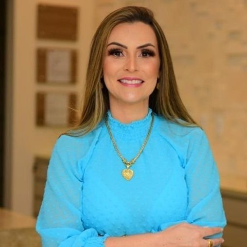 Dra. Natalia Luiza Palata Rezende