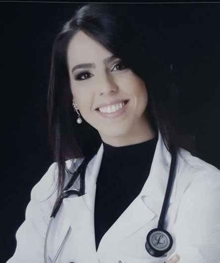 Dra. Leticia Prandi Barbarioli Grativvol