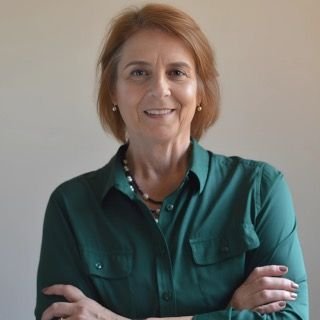 Dra. Cristine Albuquerque