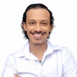 Dr. Ivan Lucas de Almeida Paiva