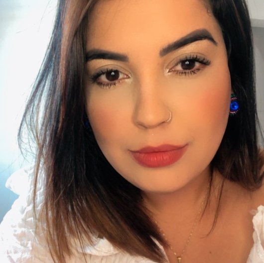 Dra. Ana Carolina Araújo