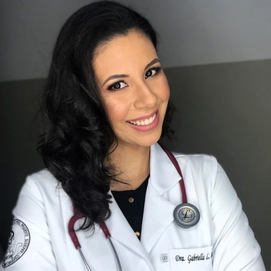 Dra. Gabriella Longo Santana de Castilho