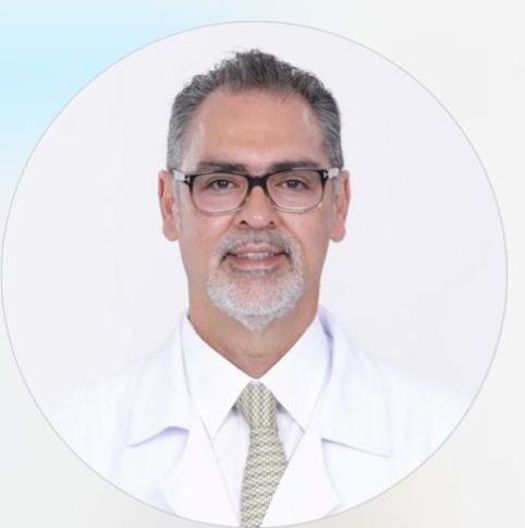 Dr. Marcio Vinhal de Carvalho