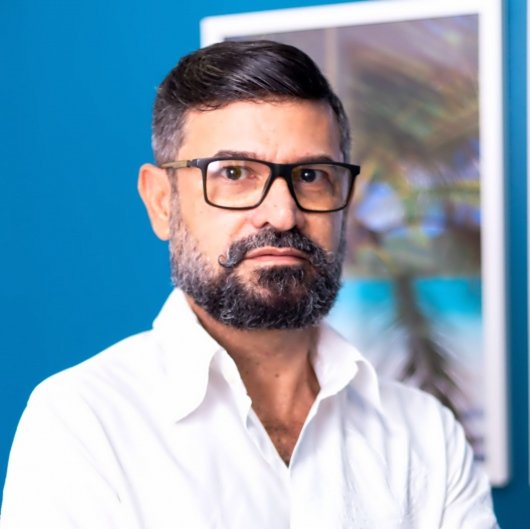 José R. Rocha Júnior
