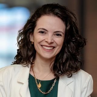 Dra. Bárbara Silva Nogueira